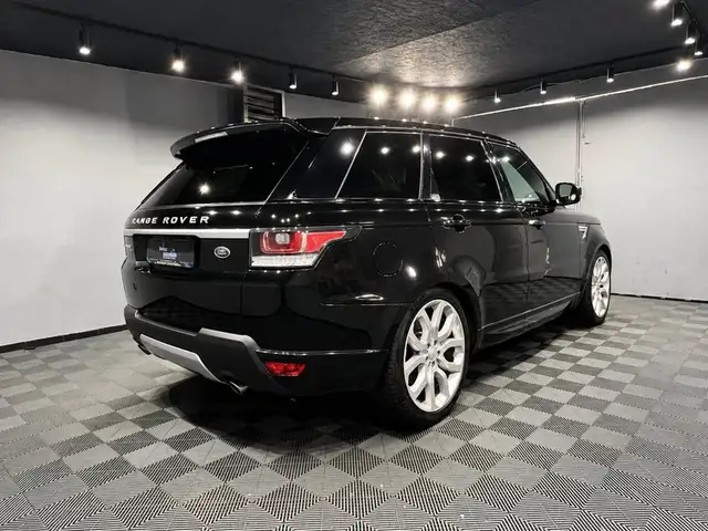 Land Rover Range Rover Sport view 4