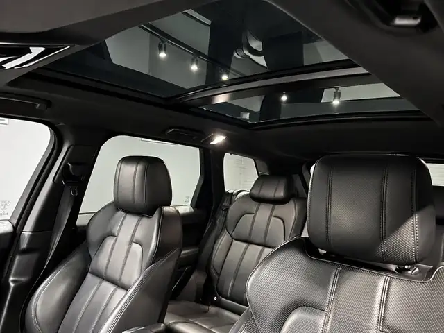 Land Rover Range Rover Sport view 9