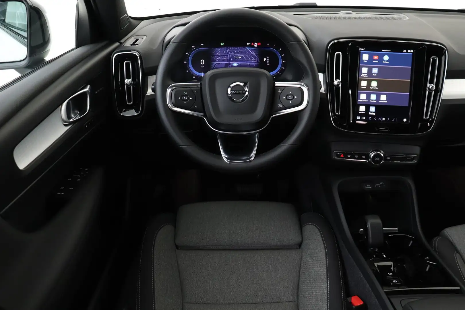 Volvo XC40 B4 (M-HYBRID) PLUS DARK -CAMERA|ADAP.CRUISE|VERW.V Wit - 2