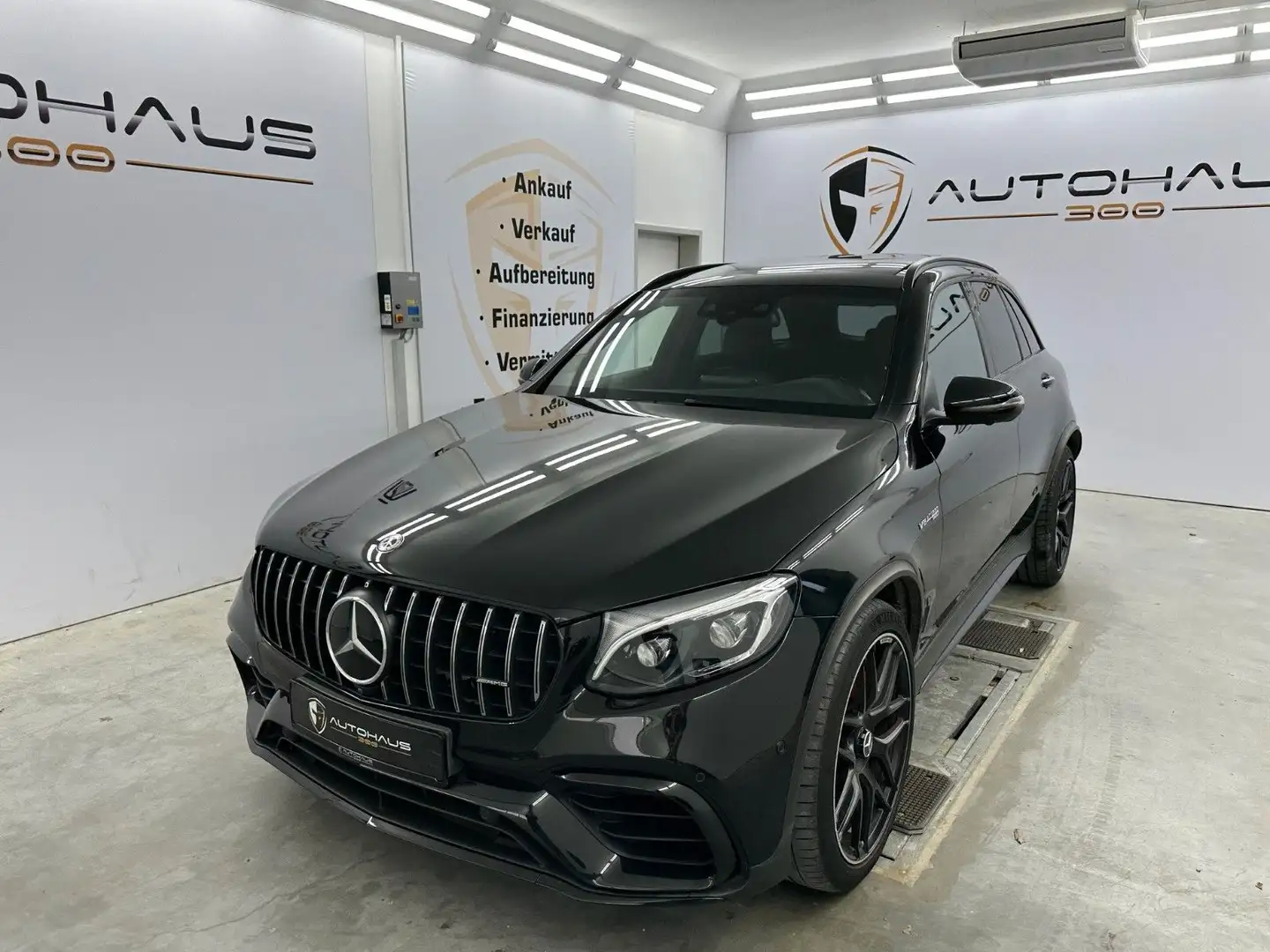 Mercedes-Benz GLC 63 AMG GLC 63 S AMG 4Matic GARANTIE 02/26 LED PANO 360° Schwarz - 1