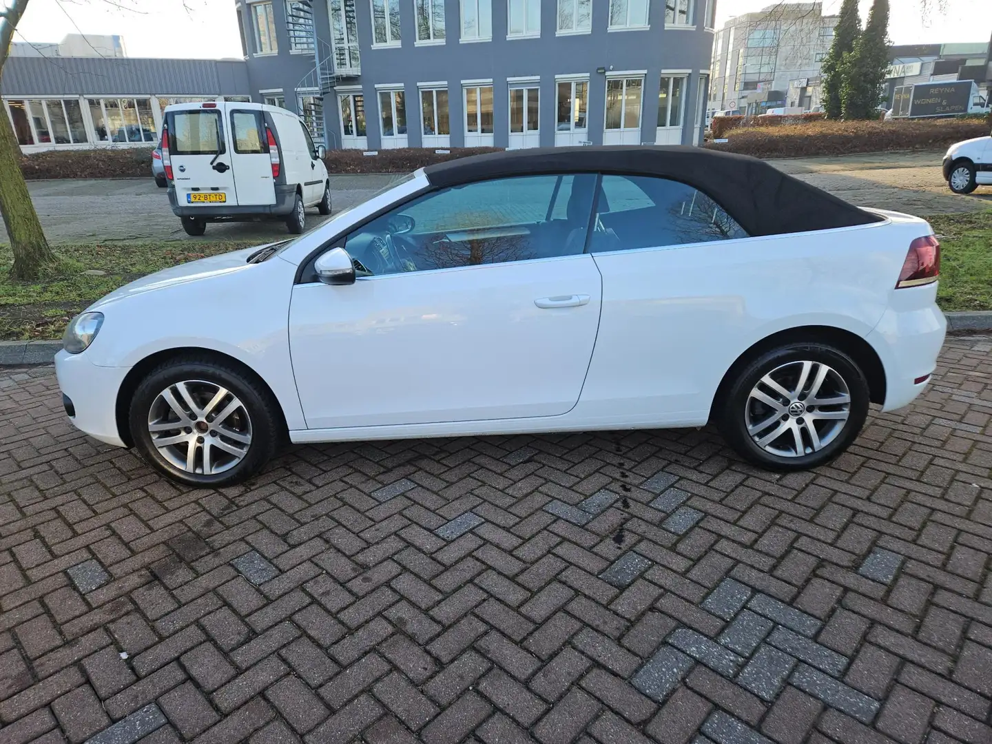 Volkswagen Golf Cabriolet 1.2tsi 2012 Blanc - 2