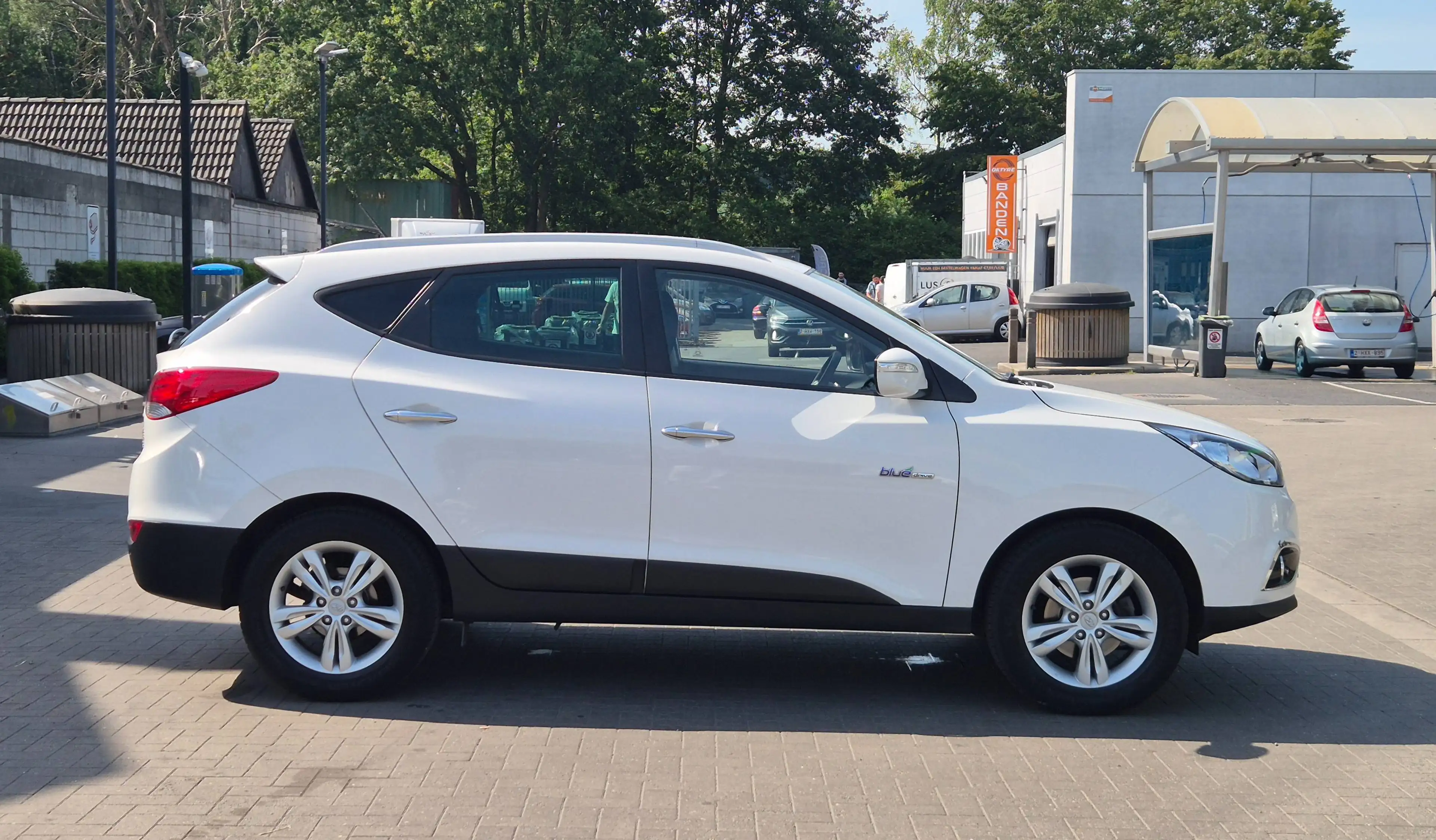 Hyundai iX35 iX35 1.6i 2WD Benzien - 1ST Eigenaar Full Servis boek  - Verkoop met Keurin Carpass & Garantie 12 maand — photo 6
