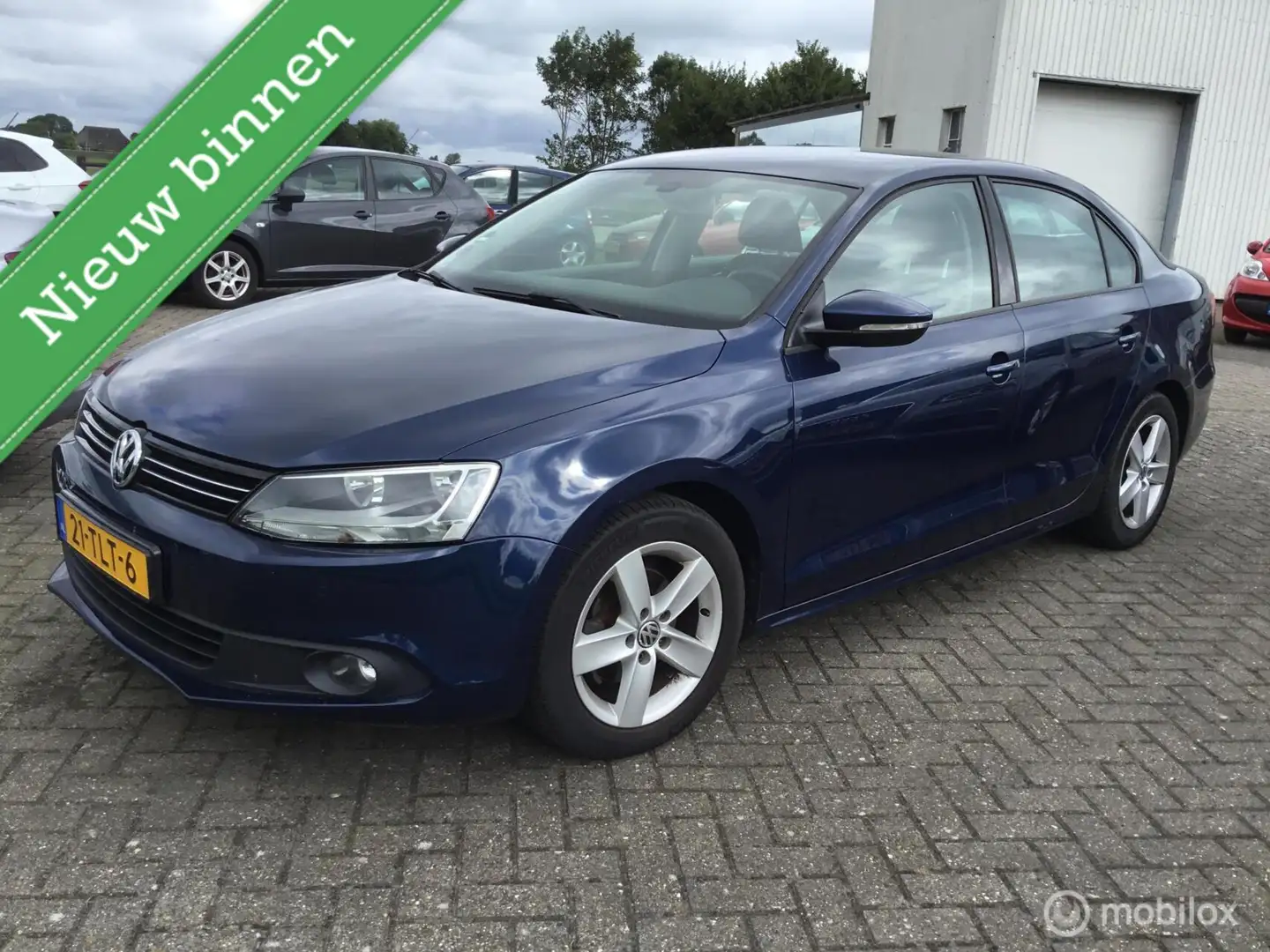 Volkswagen Jetta 1.2 TSI Comfortline Albastru - 1