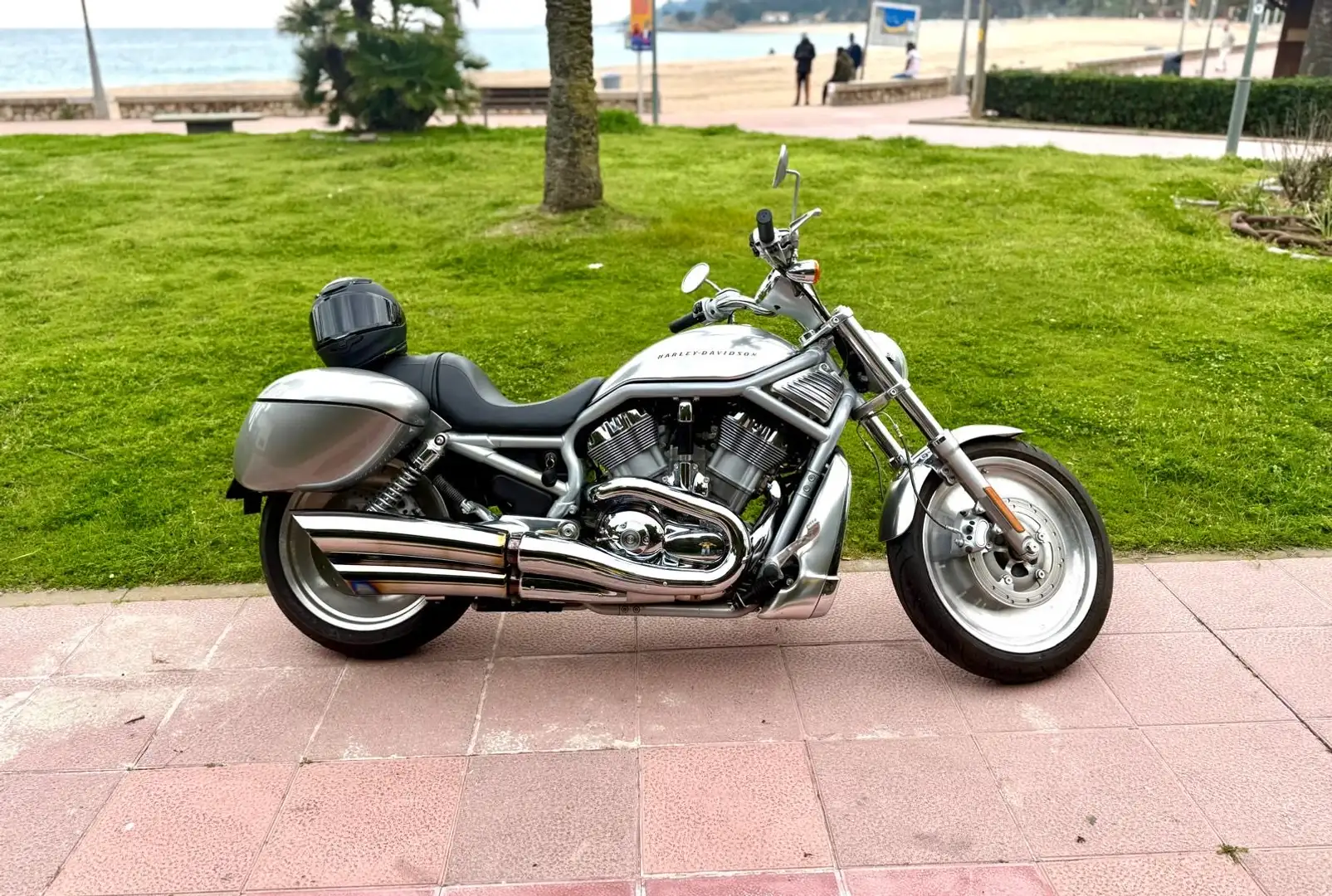 Harley-Davidson V-Rod - 1