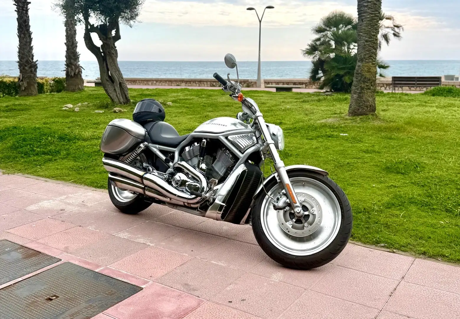 Harley-Davidson V-Rod - 2
