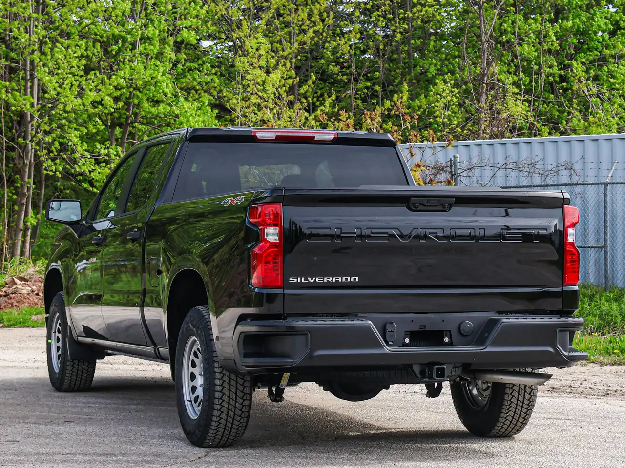 Chevrolet Silverado 1500 снимка Chevrolet Silverado 1500