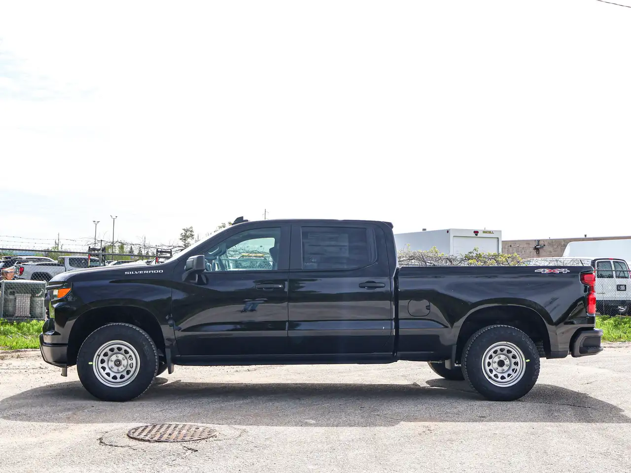 Chevrolet Silverado 1500 снимка Chevrolet Silverado 1500