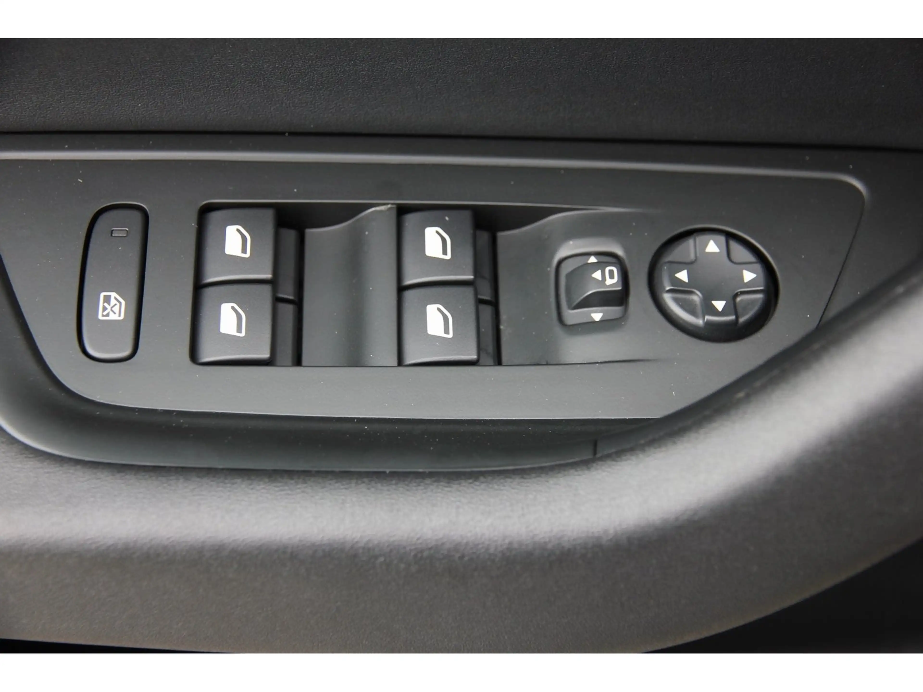 Peugeot 508 SW Allure Pack Hybrid 225 e-EAT8 Navi AHK — photo 14