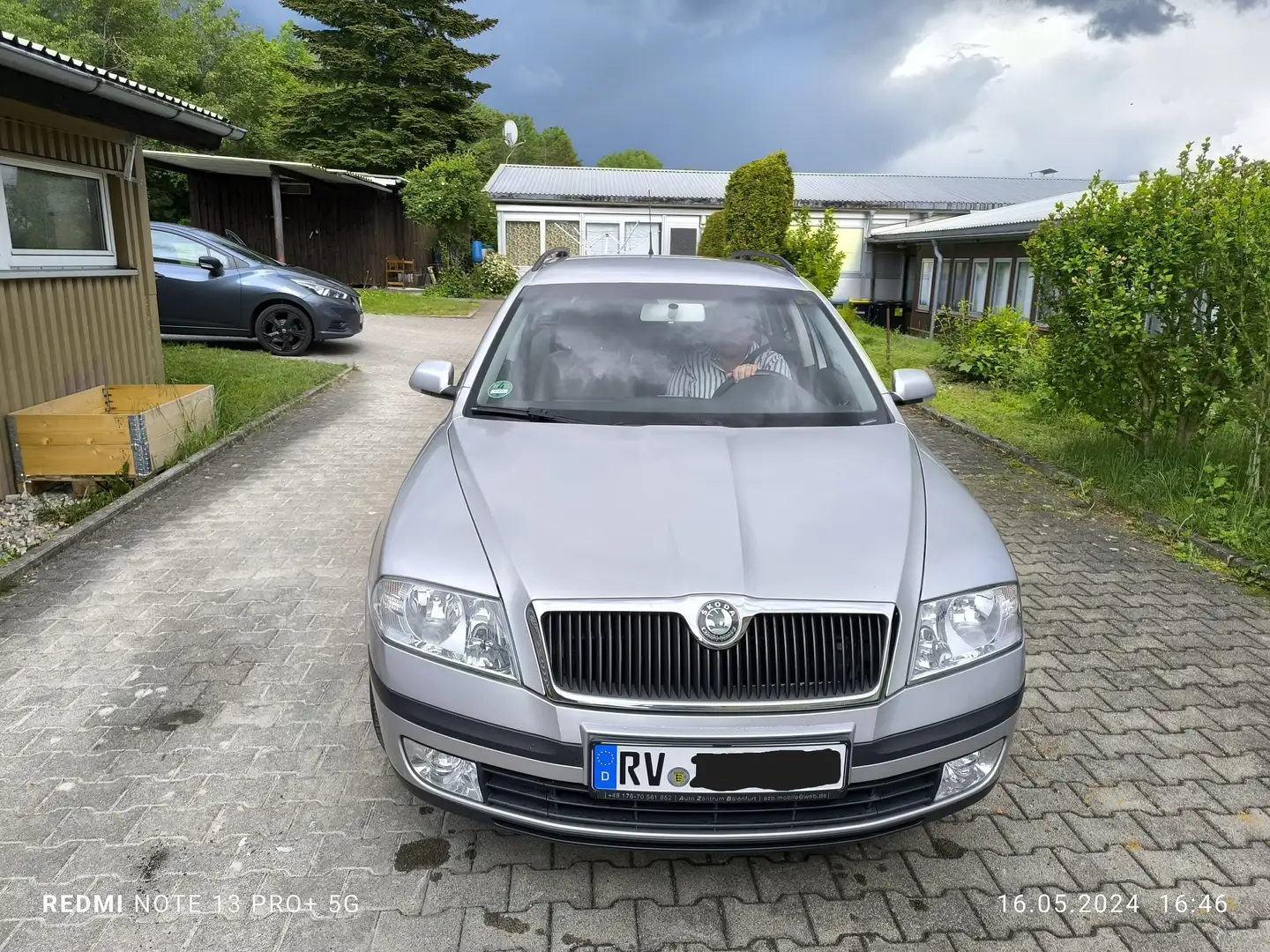 Skoda Octavia Octavia 2.0 FSI Elegance 4x4 Silber - 1