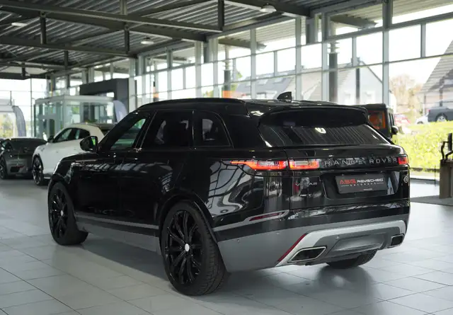 Land Rover Range Rover Velar view 9
