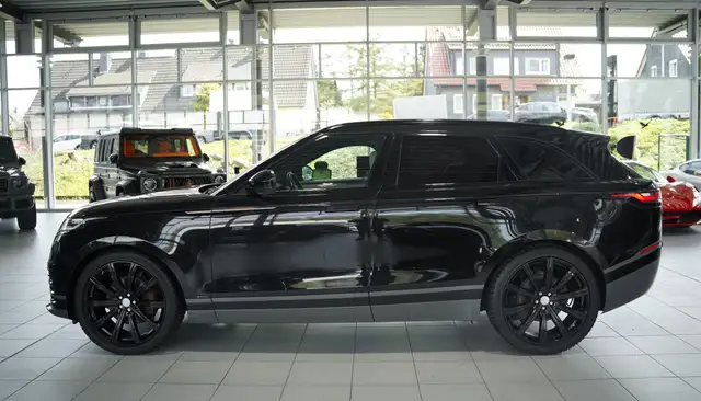 Land Rover Range Rover Velar view 10
