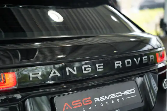 Land Rover Range Rover Velar view 12