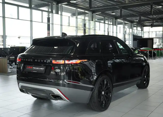Land Rover Range Rover Velar view 7