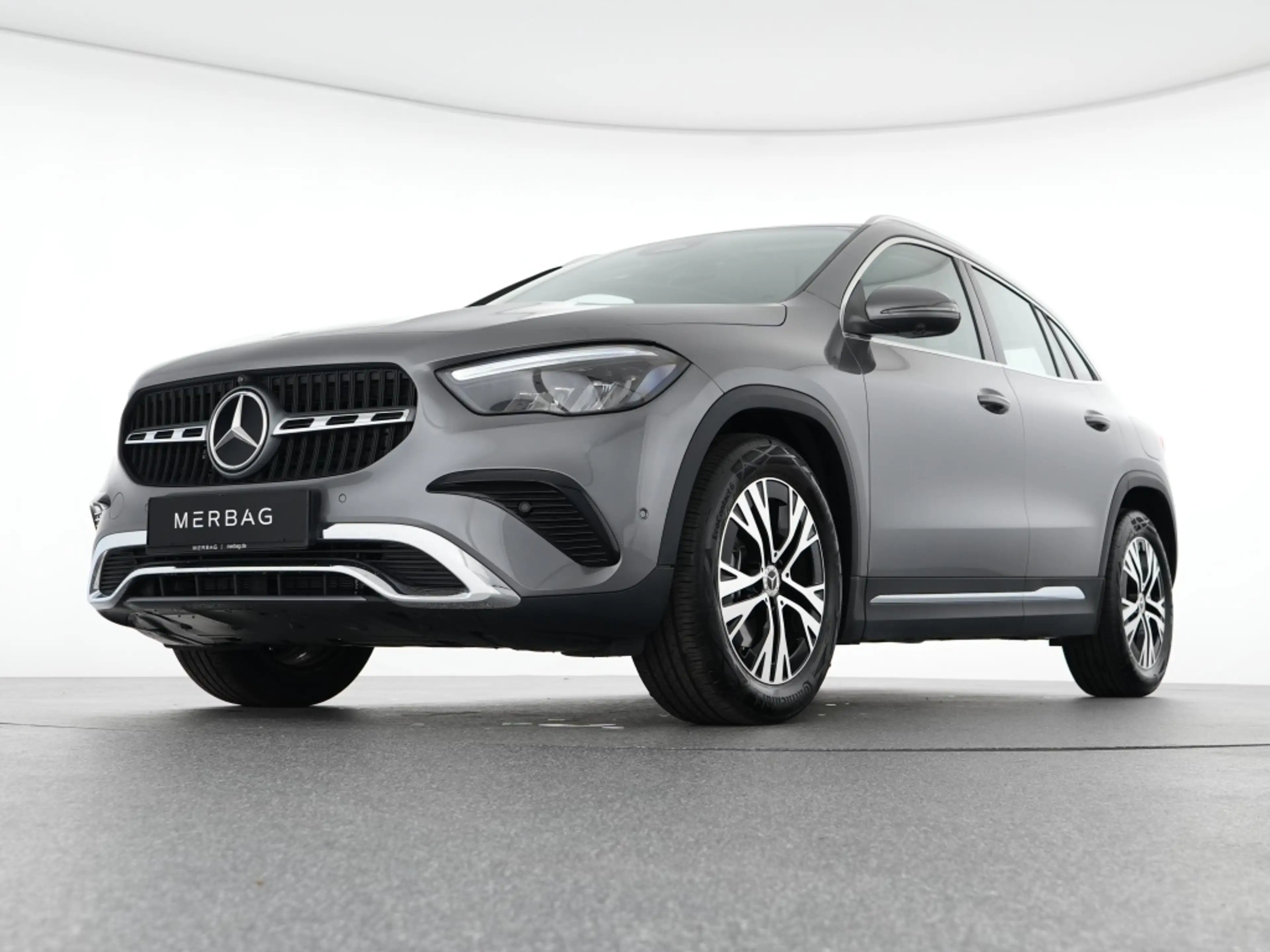 Mercedes-Benz GLA 200 Progressive Advanced+ 360° Navi LED — photo 8