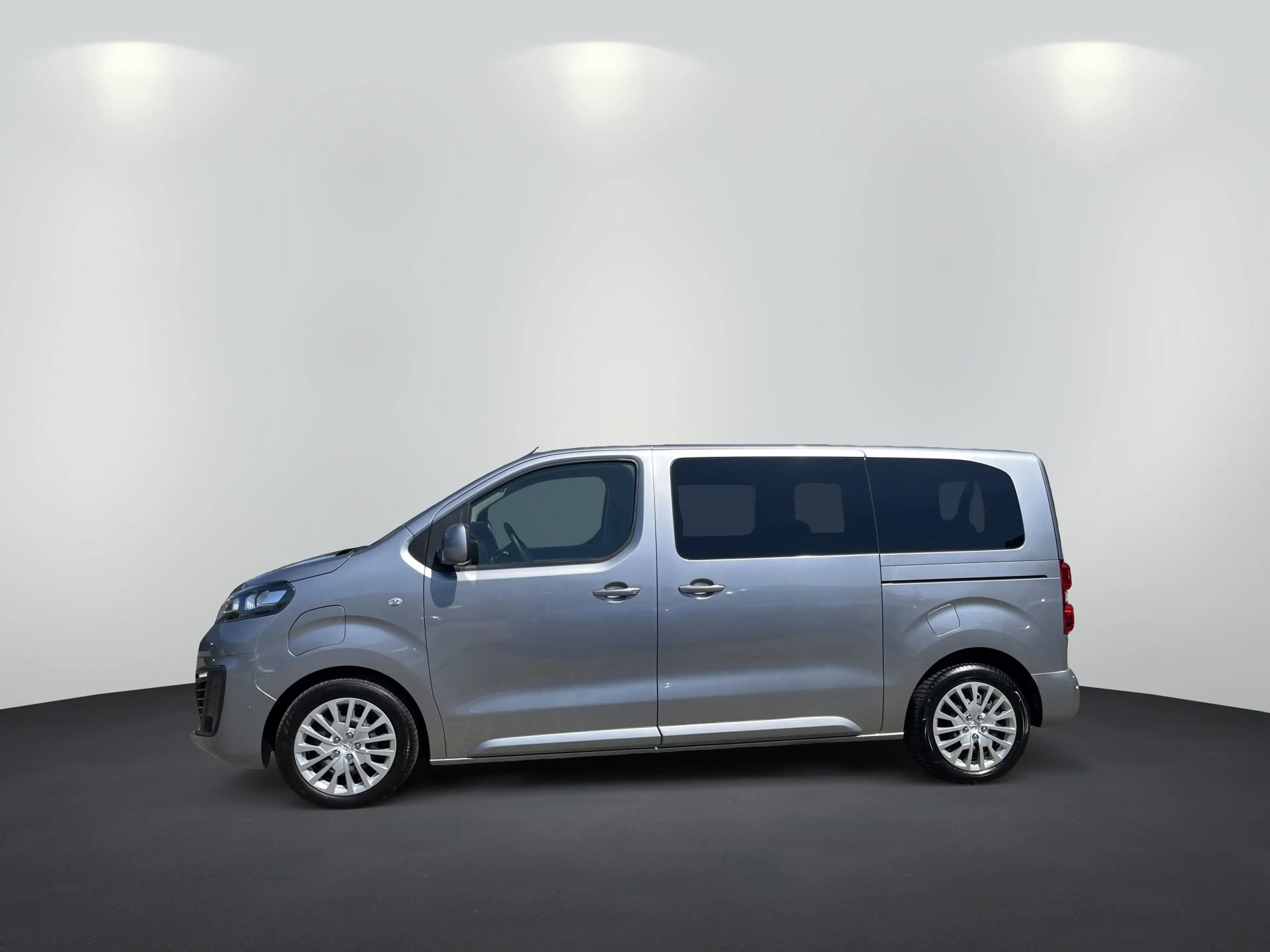 Opel Zafira Life Electric Edition M *NAVI*HUD*KAM*AWR* — photo 4