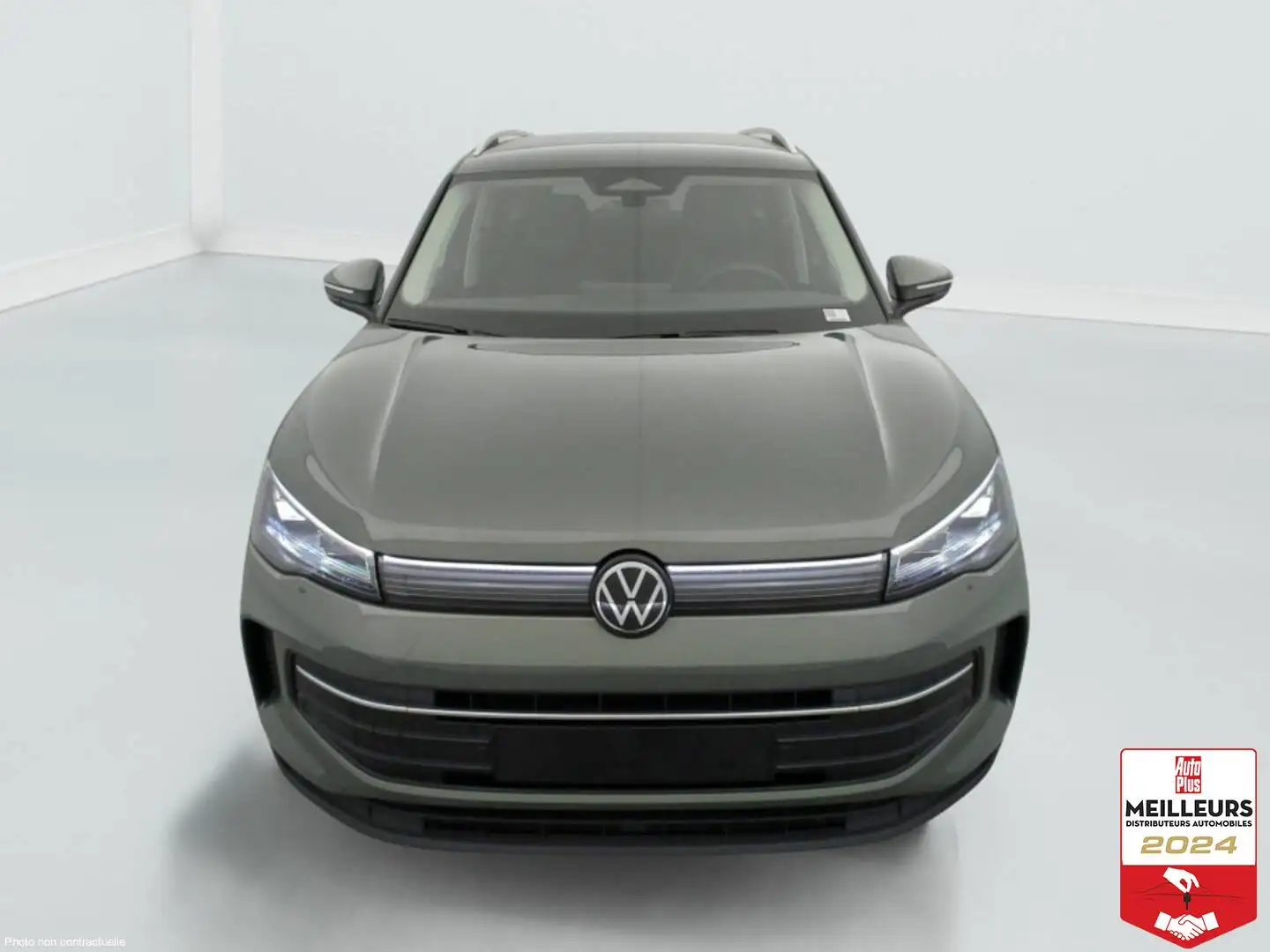 Volkswagen Tiguan NOUVEAU 1.5 eTSI 150CV DSG7 LIFE PLUS Vert - 2