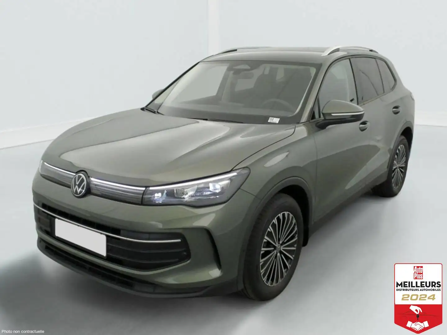 Volkswagen Tiguan NOUVEAU 1.5 eTSI 150CV DSG7 LIFE PLUS Vert - 1