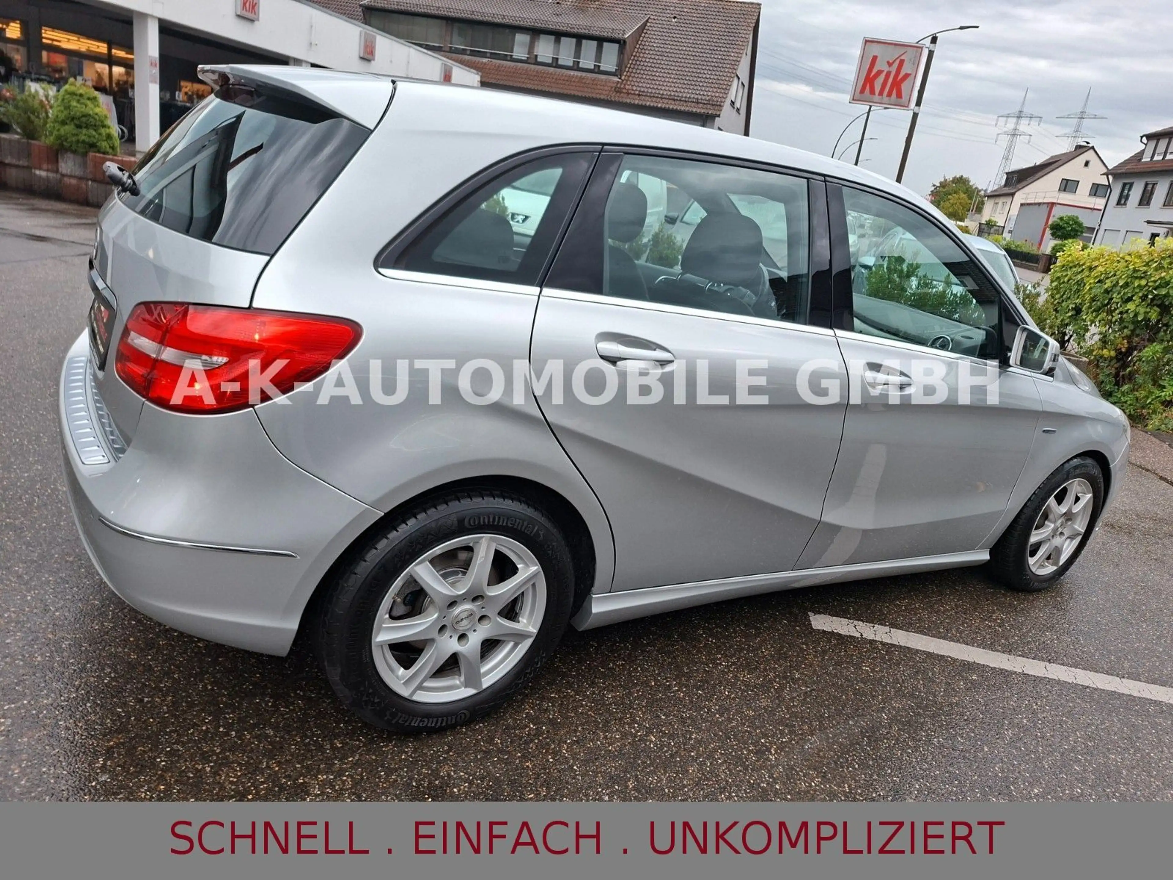 Mercedes-Benz B 200 Sports Tourer Automatik — photo 12