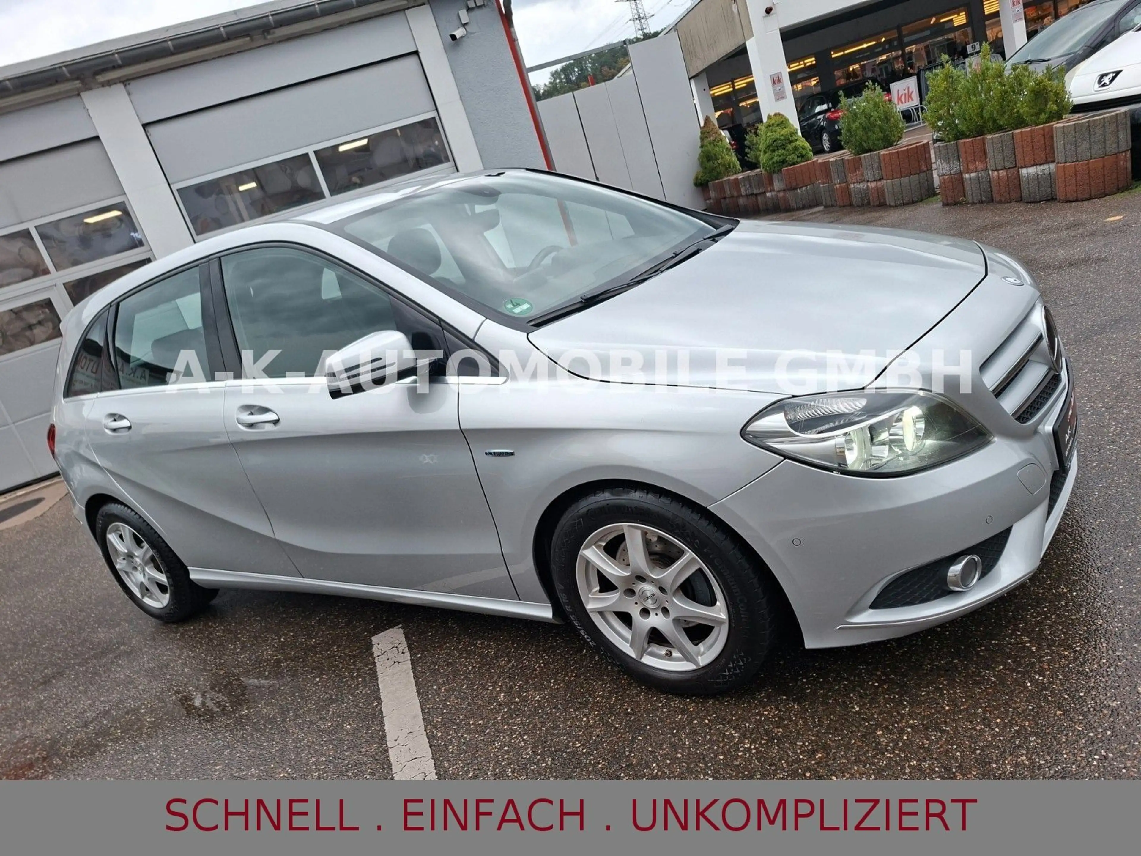 Mercedes-Benz B 200 Sports Tourer Automatik — photo 14