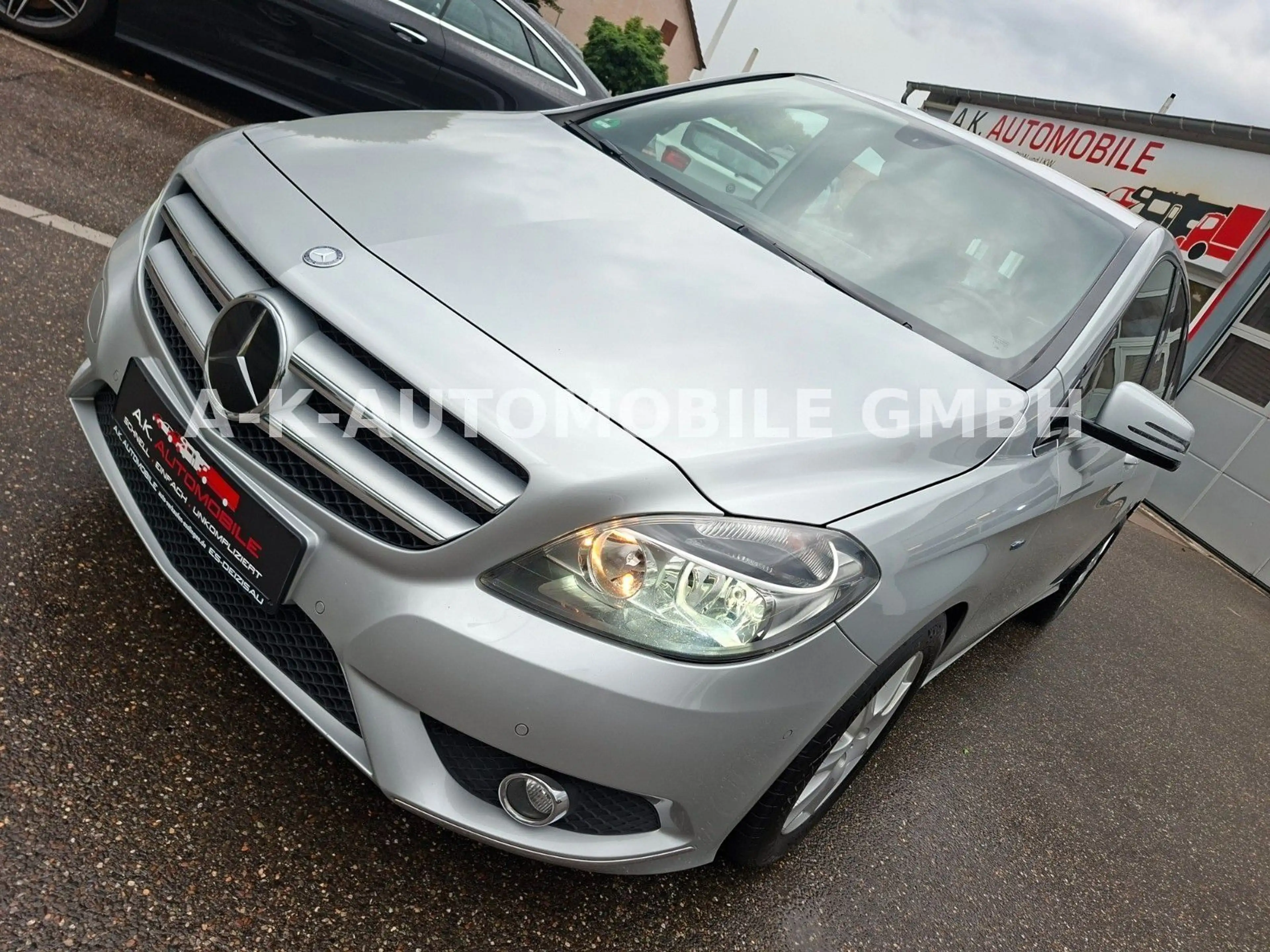Mercedes-Benz B 200 Sports Tourer Automatik — photo 5