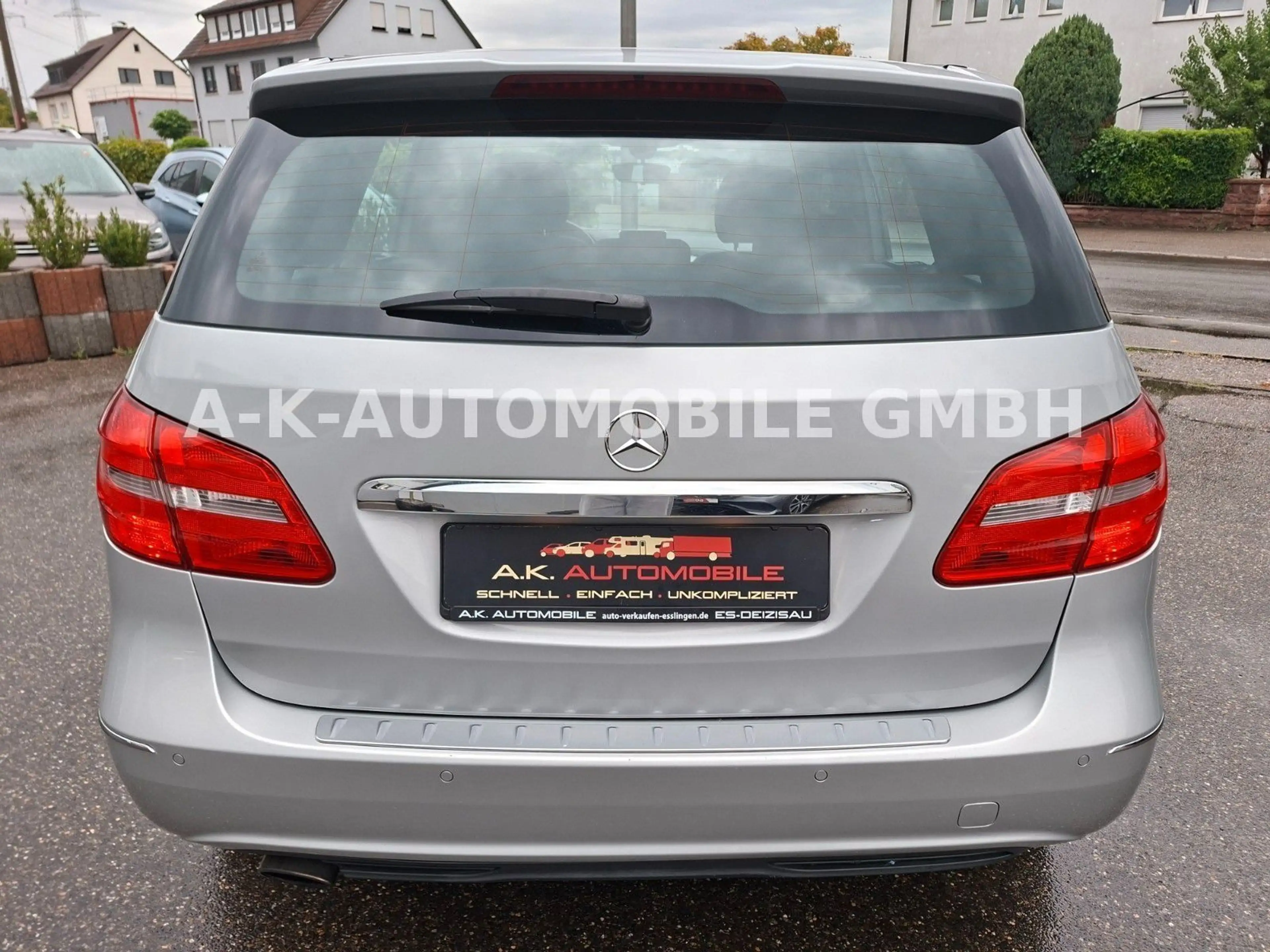Mercedes-Benz B 200 Sports Tourer Automatik — photo 10