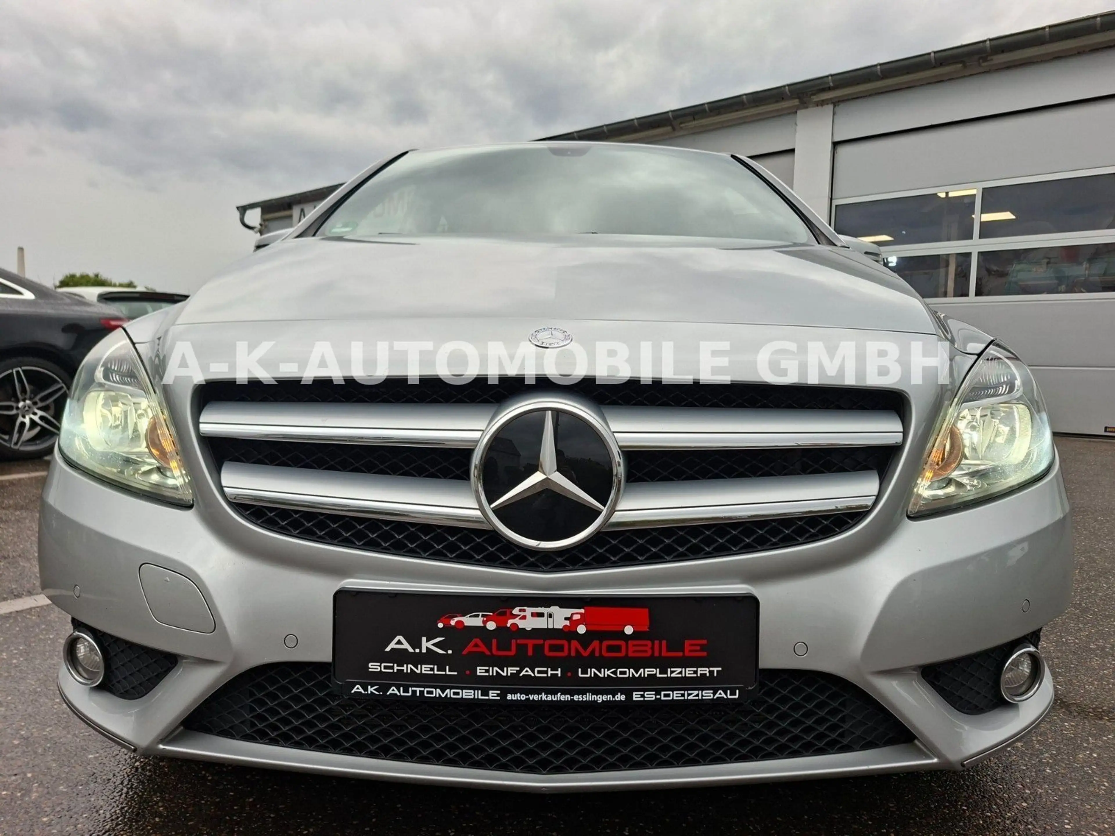 Mercedes-Benz B 200 Sports Tourer Automatik — photo 3