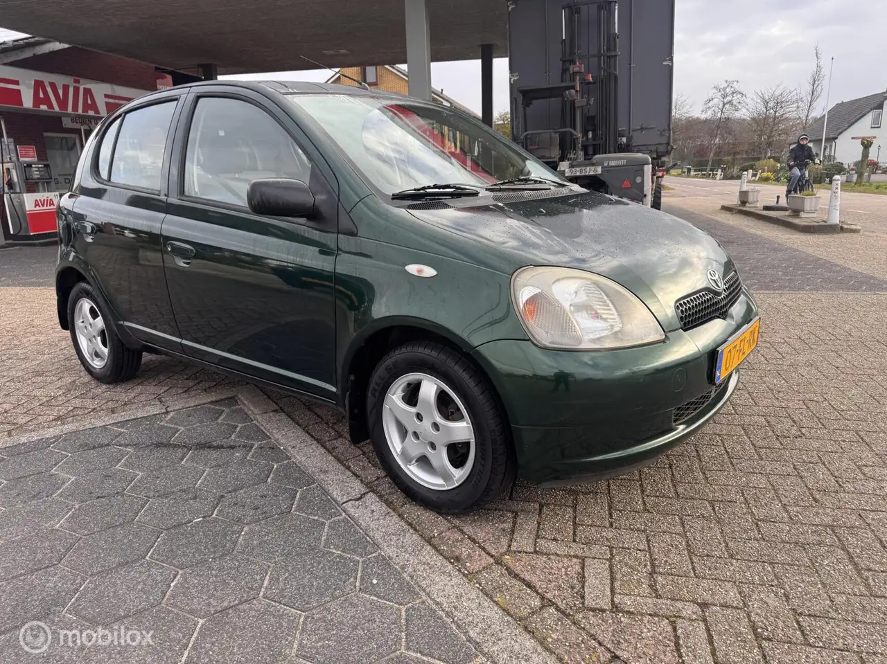Toyota Yaris 1.0-16V VVT-i Luna 5 Deurs, foto 3