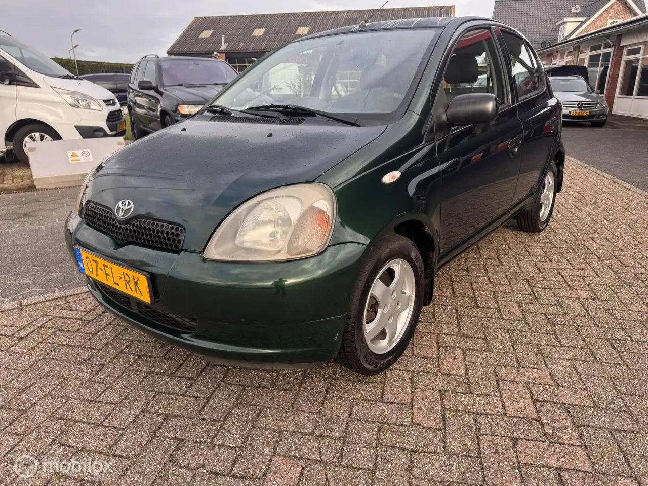 Toyota Yaris 1.0-16V VVT-i Luna 5 Deurs, foto 2