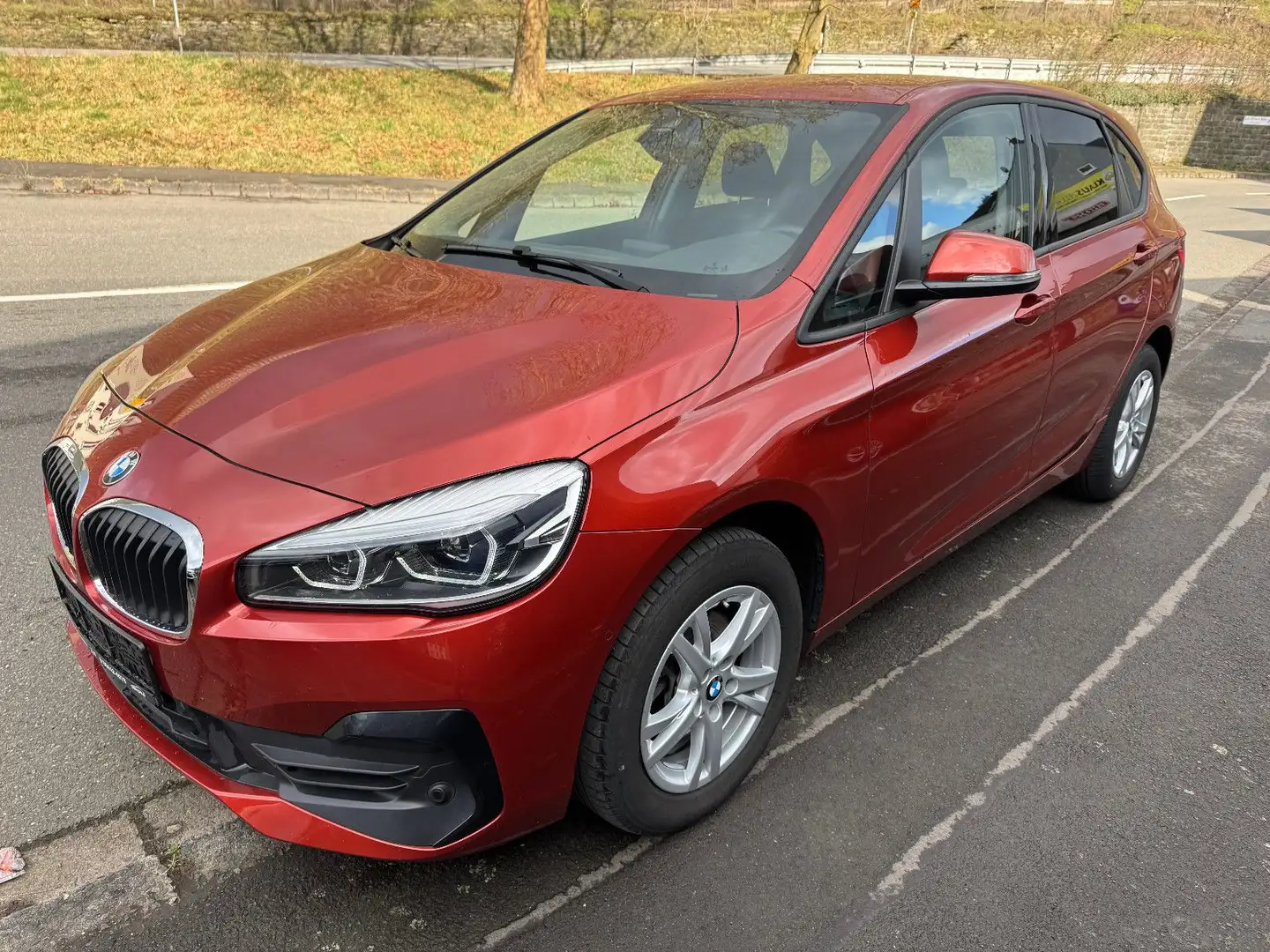 BMW 218 i Active Tourer Advantage Portocaliu - 1