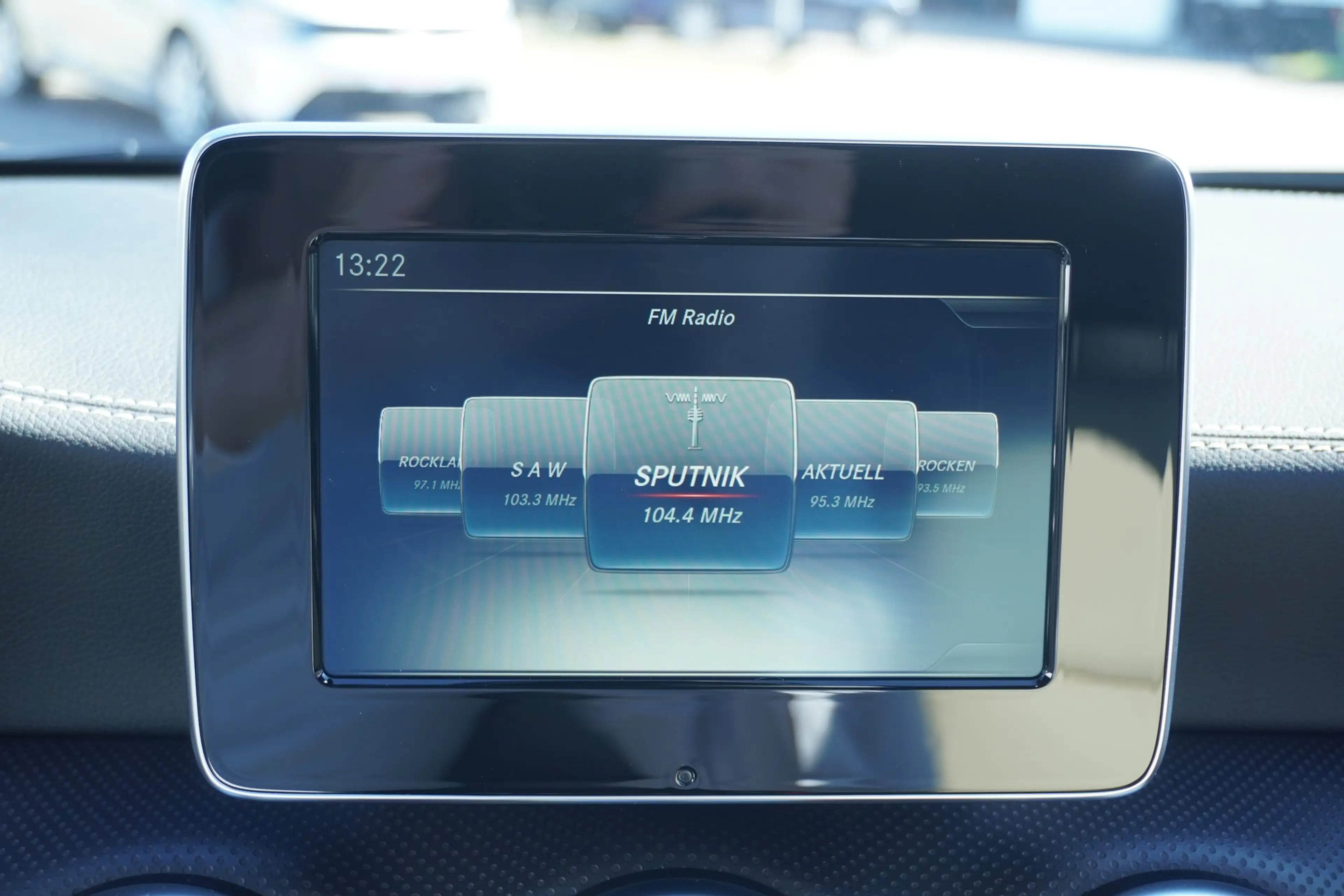 Mercedes-Benz A 45 AMG A45 AMG 4Matic LED Navi Sitzheizung HarmanKardon — photo 14