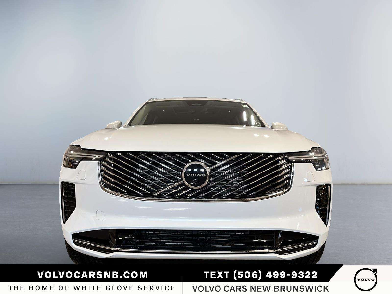 2026 Volvo XC90 B6 Ultra Bright Theme alt 2