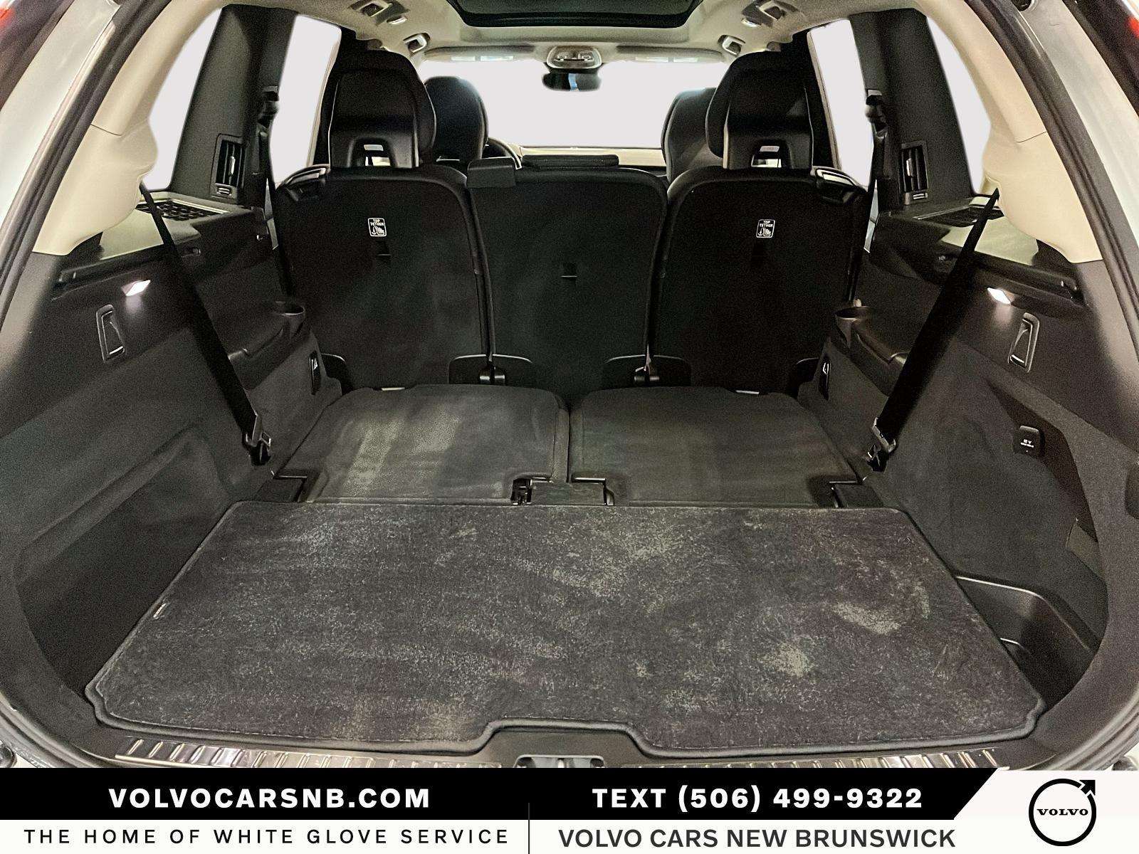 2026 Volvo XC90 B6 Ultra Bright Theme thumb 6