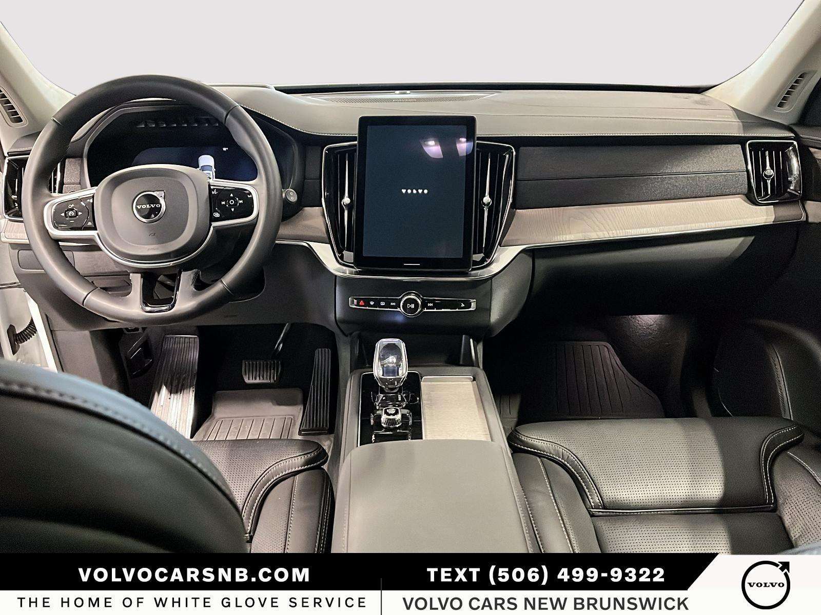 2026 Volvo XC90 B6 Ultra Bright Theme thumb 10