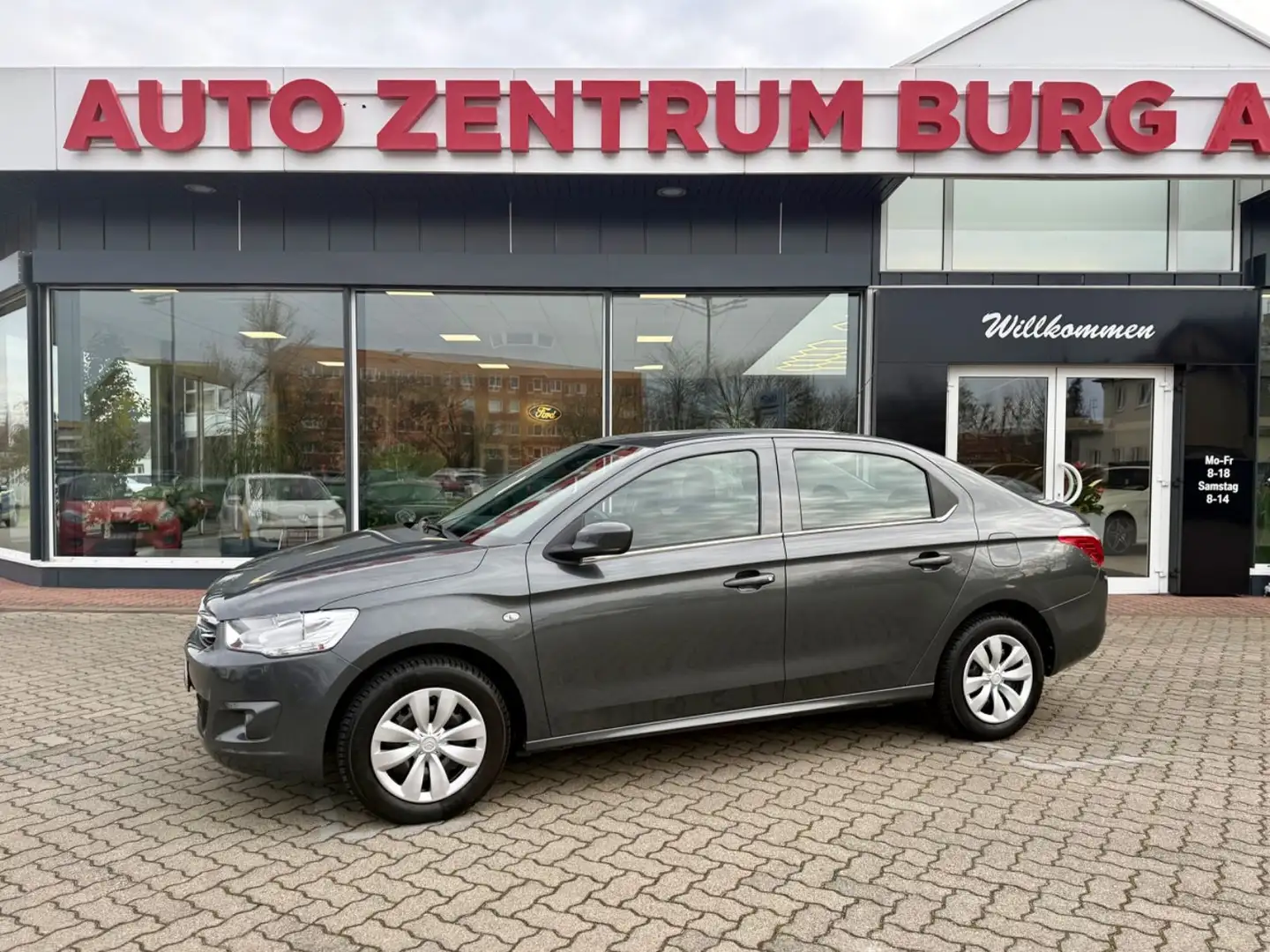 Citroen C-Elysée PureTech Klima SHZ Bluetooth Grau - 1