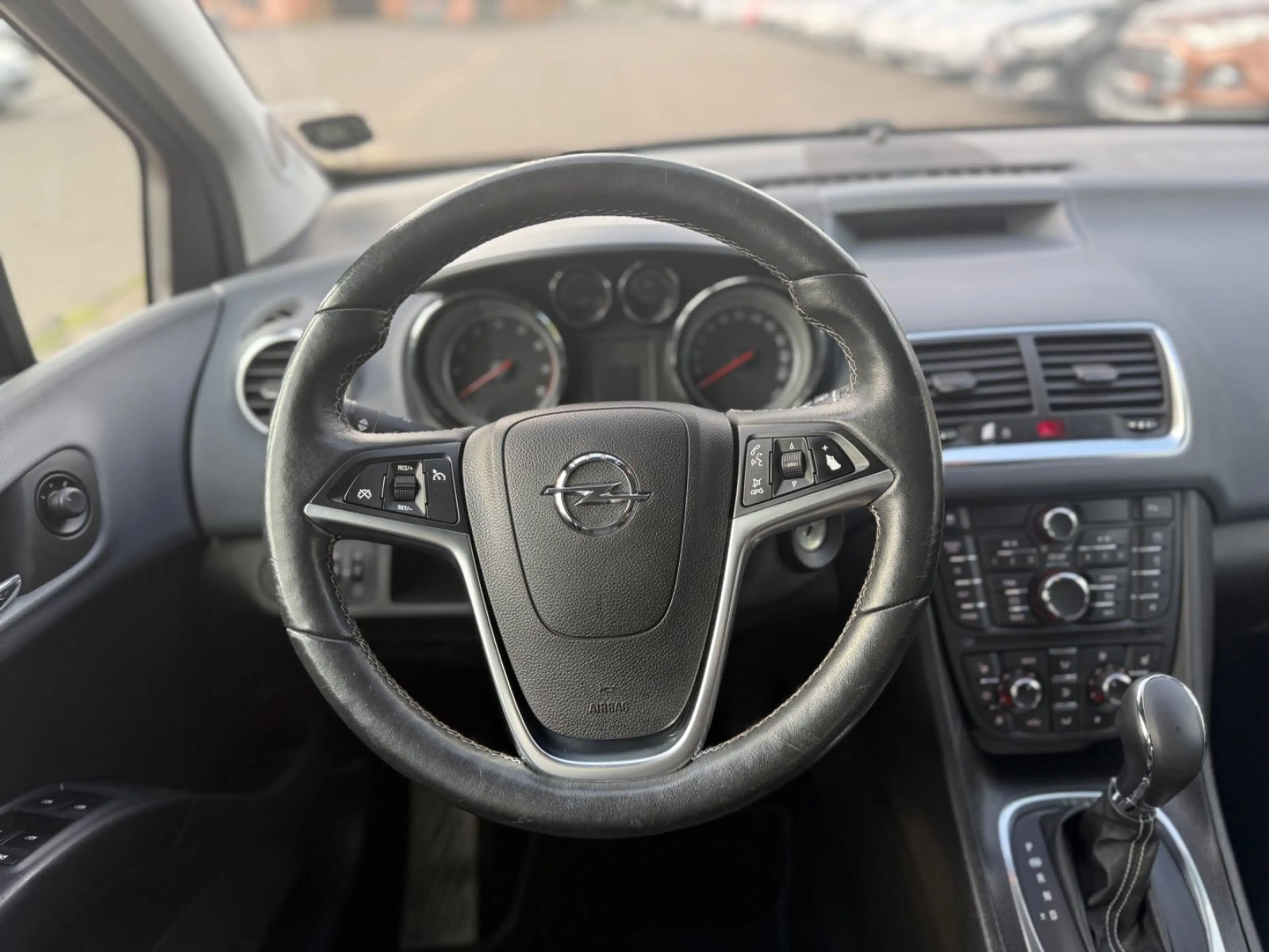 Opel Meriva B Innovation.Tüv bis 07/2028!Klima!!! — photo 12