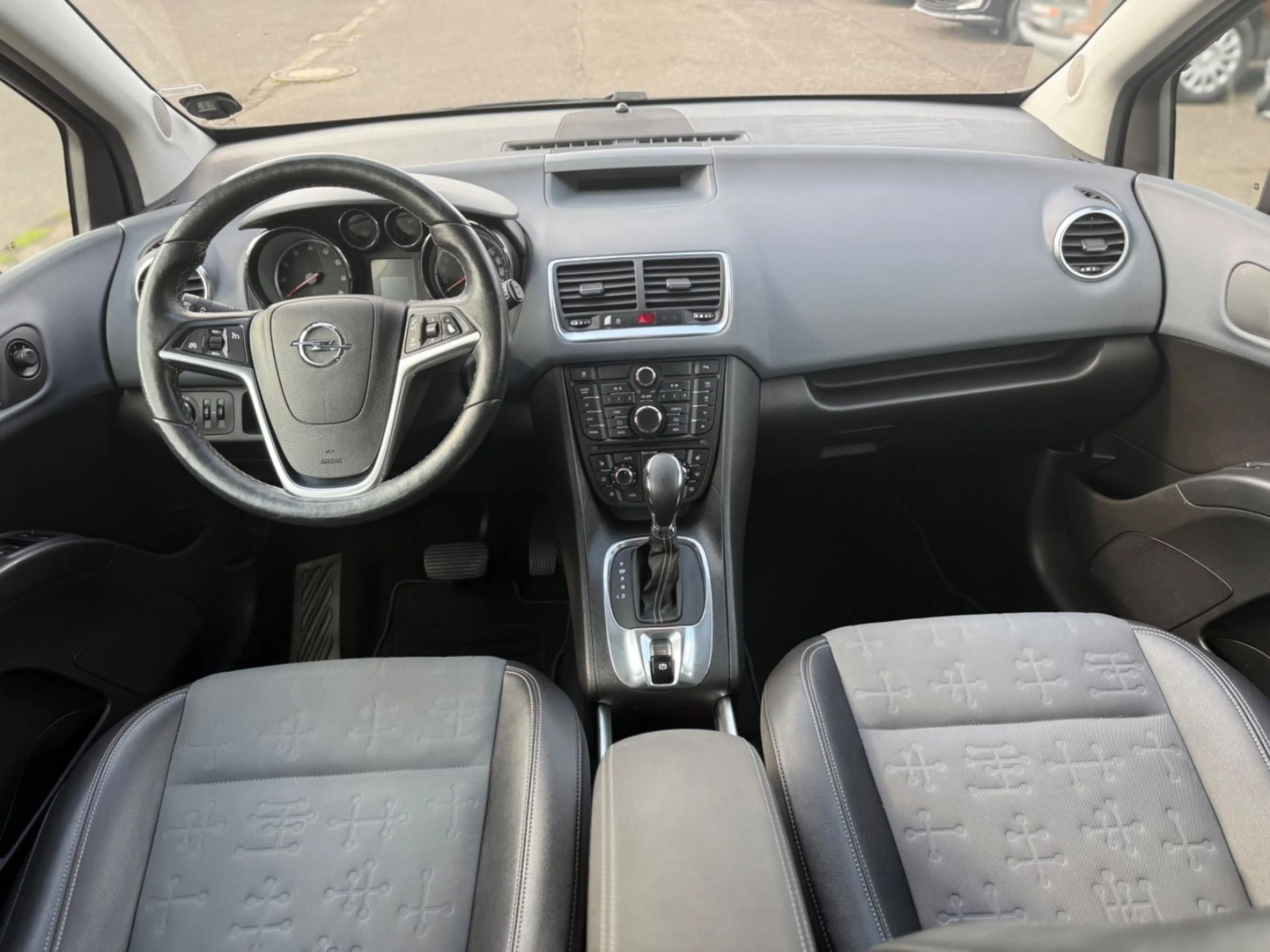 Opel Meriva B Innovation.Tüv bis 07/2028!Klima!!! — photo 15