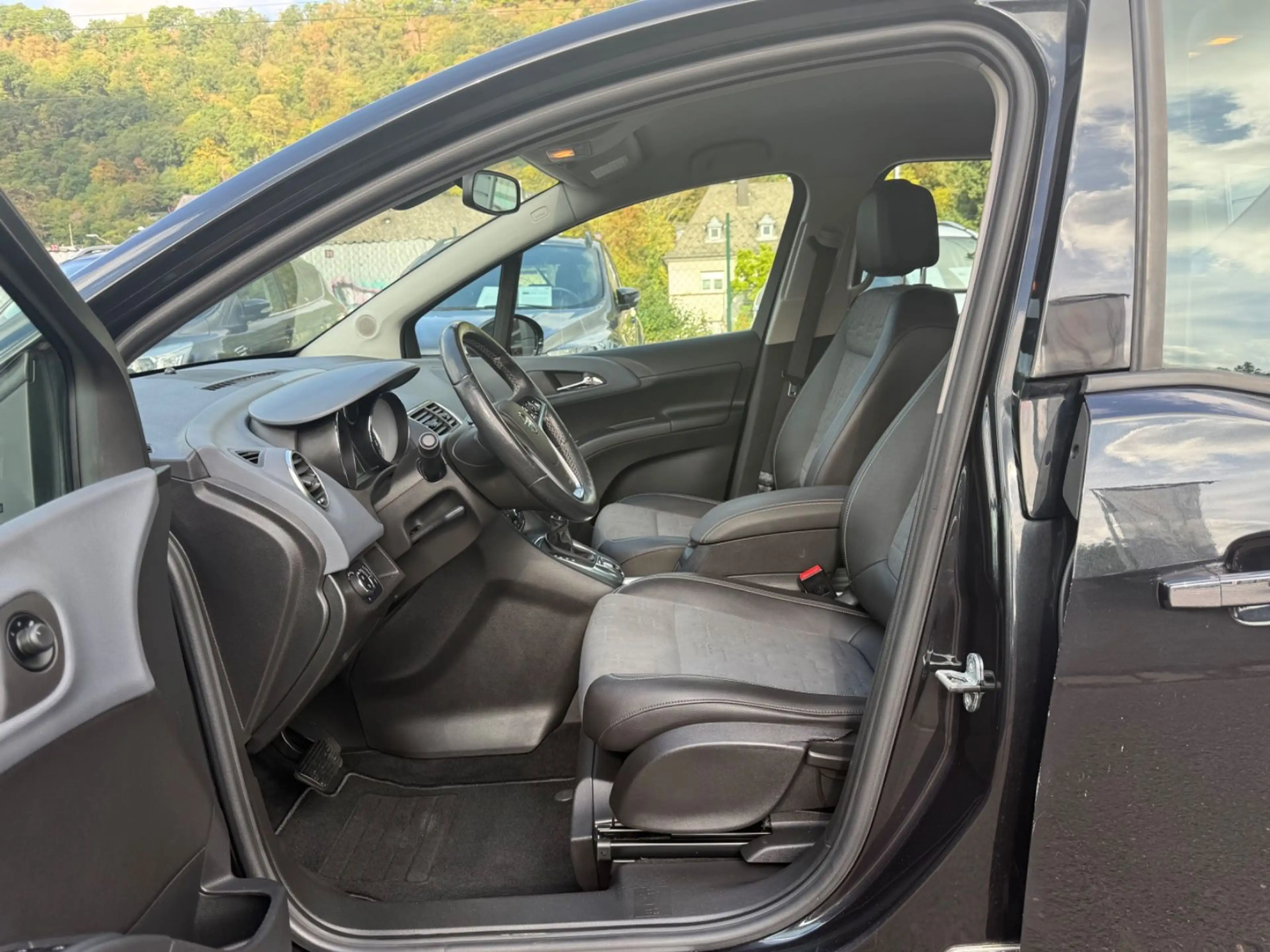 Opel Meriva B Innovation.Tüv bis 07/2028!Klima!!! — photo 9