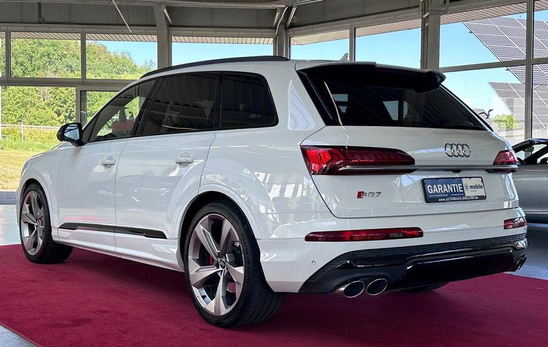 Audi SQ7 4.0 TDI quattro 7Sitze PANO HUD AHK STNDHZG — photo 5