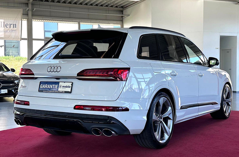 Audi SQ7 4.0 TDI quattro 7Sitze PANO HUD AHK STNDHZG — photo 7