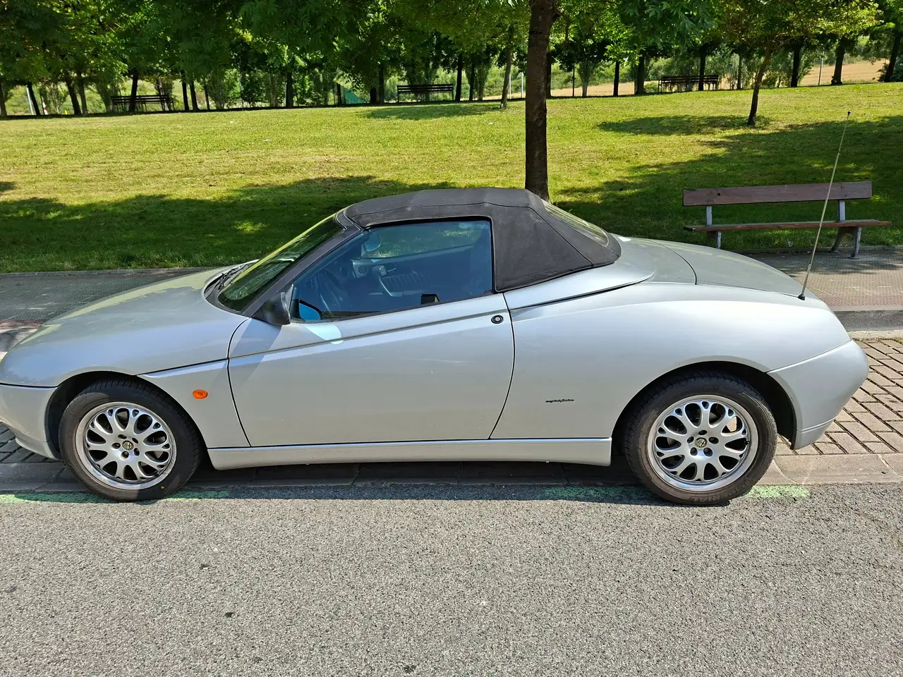 Alfa Romeo Spider 2.0 TS 16v L L, foto 5
