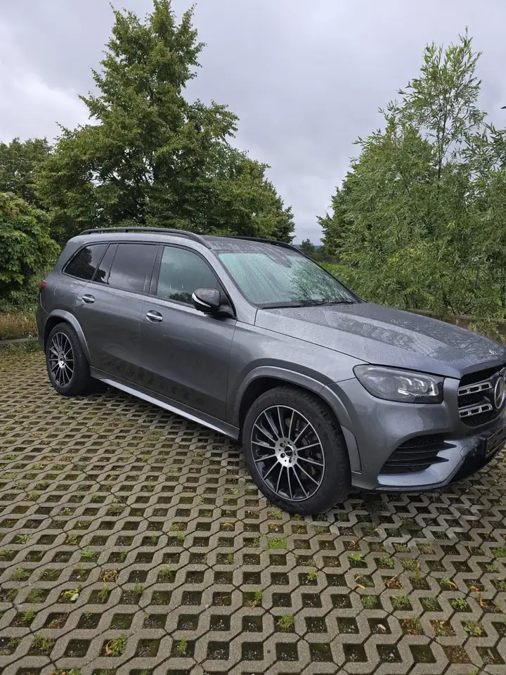 Mercedes-Benz GLS 400