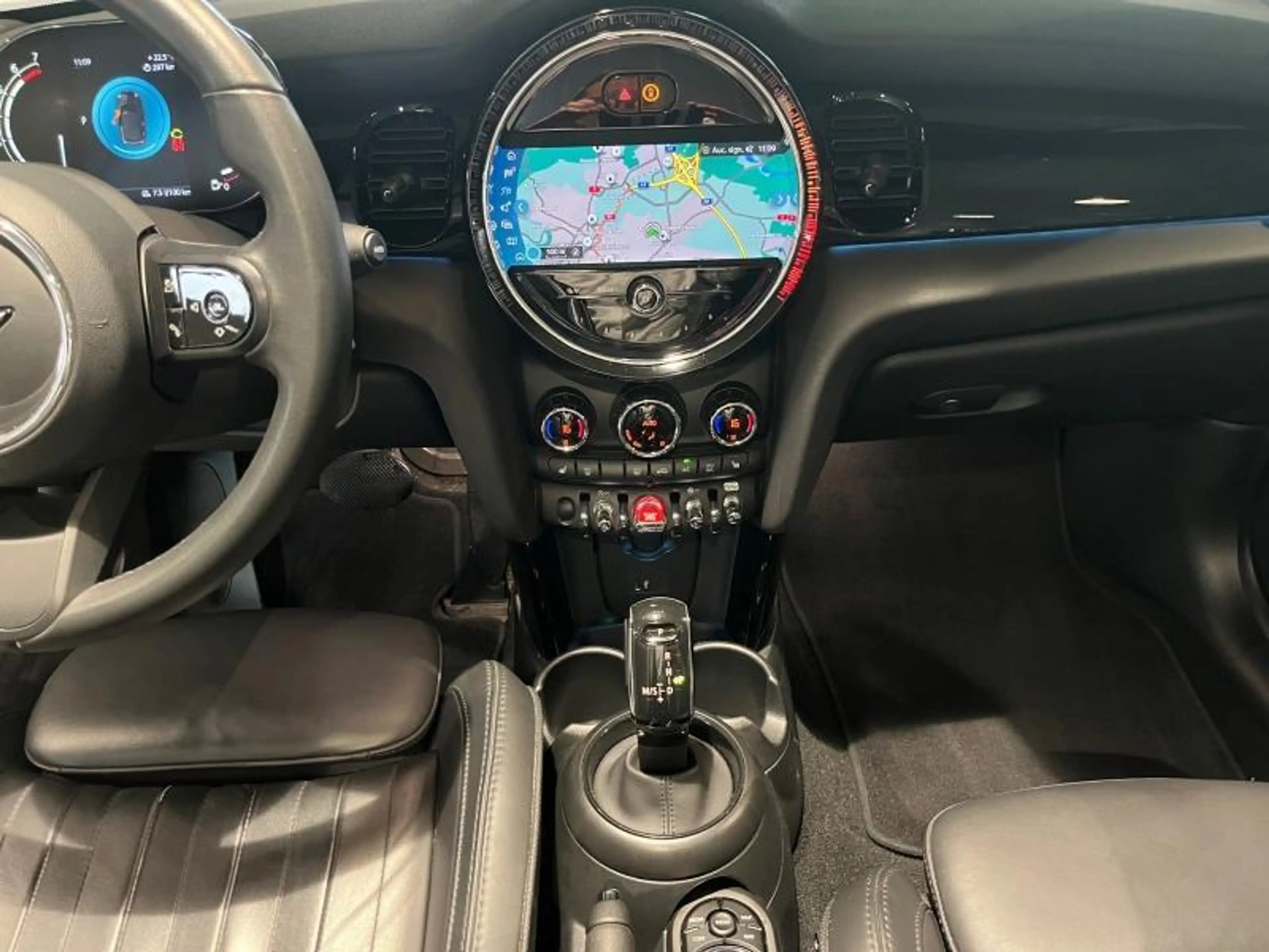 MINI Cooper Cabrio Mini Cooper Cabrio — photo 7