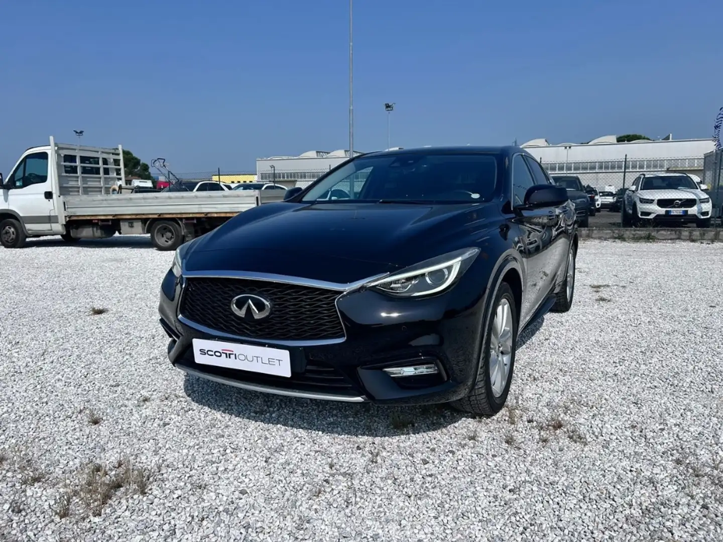 Infiniti 1.5 D Premium Negro - 1