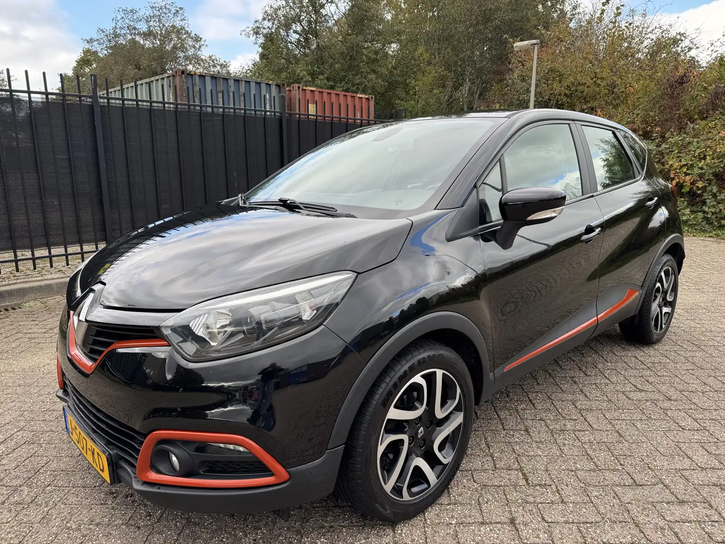 Renault Captur 0.9 TCe Dynamique Clima/Navi/Cruise/PDC/LMV Noir - 1