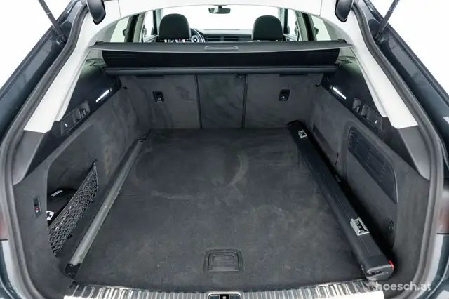 Audi A6 view 8