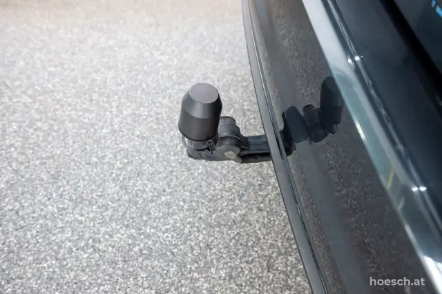 Audi A6 view 10