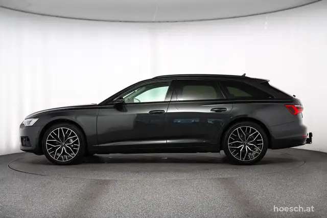 Audi A6 view 3