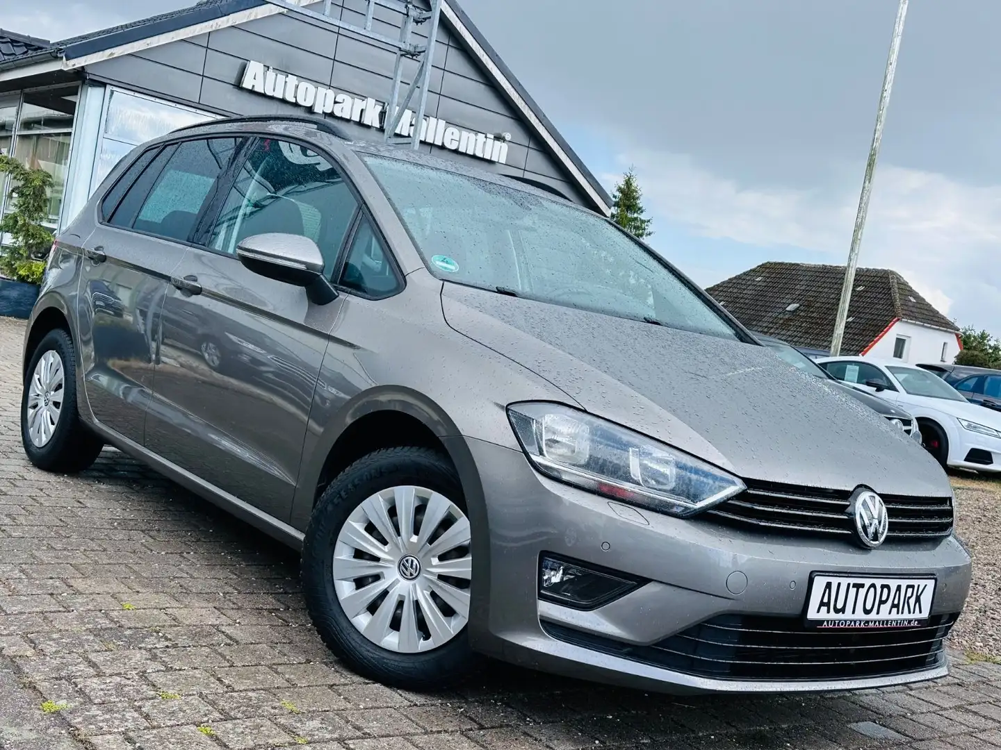 Volkswagen Golf Sportsvan VII BMT/Start-Stopp *SHZ*PDC* Grau - 1