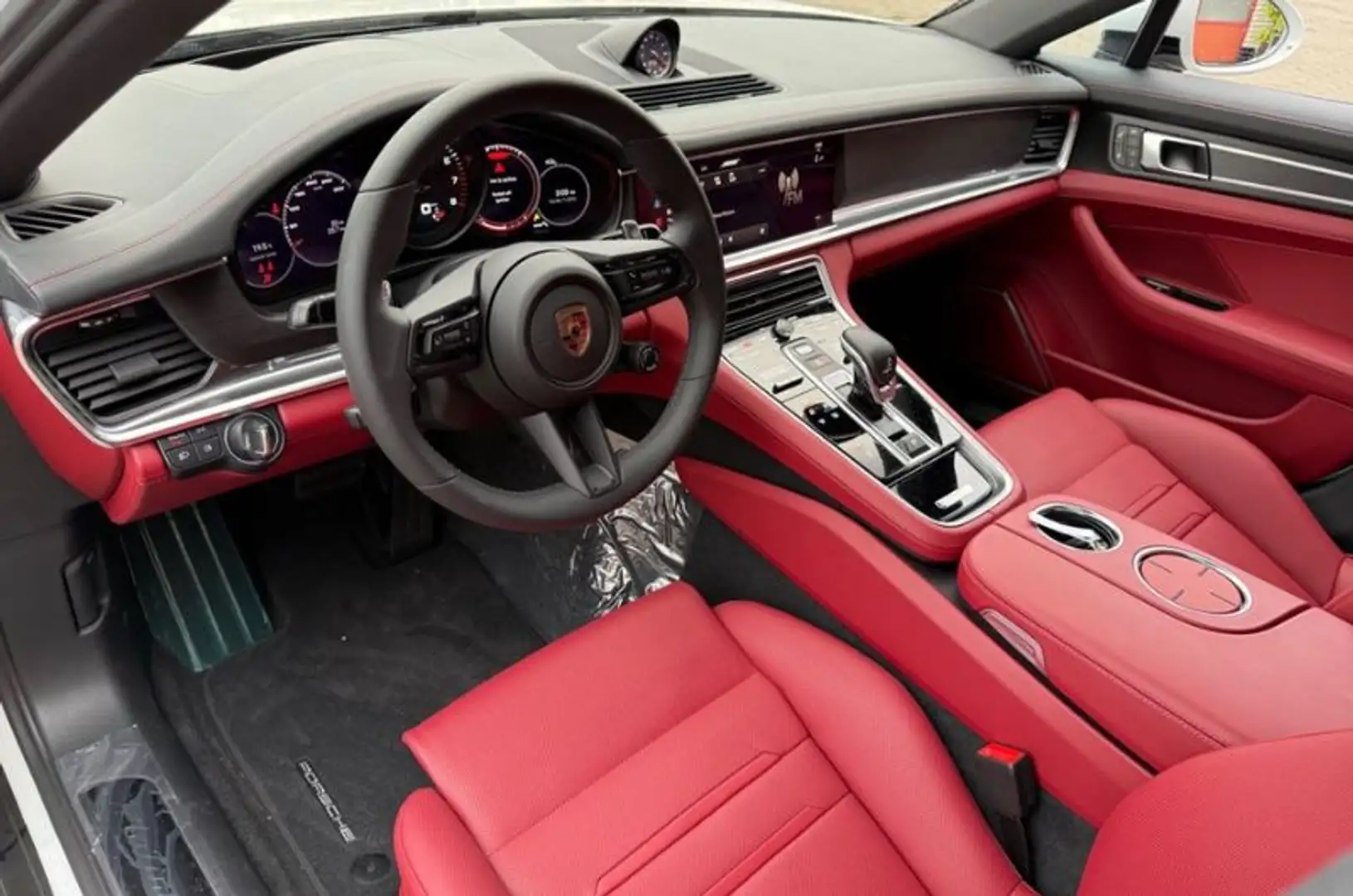 Porsche Panamera GTS Aut. Wit - 2