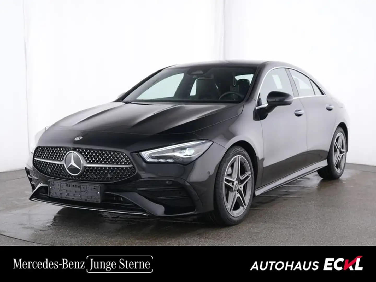 Mercedes-Benz CLA 180 Coupé AMG Line Winterp. SportS. Negro - 1